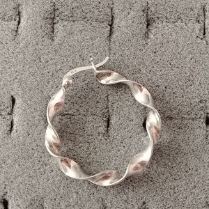 New 925 twisted silver hoop earrings